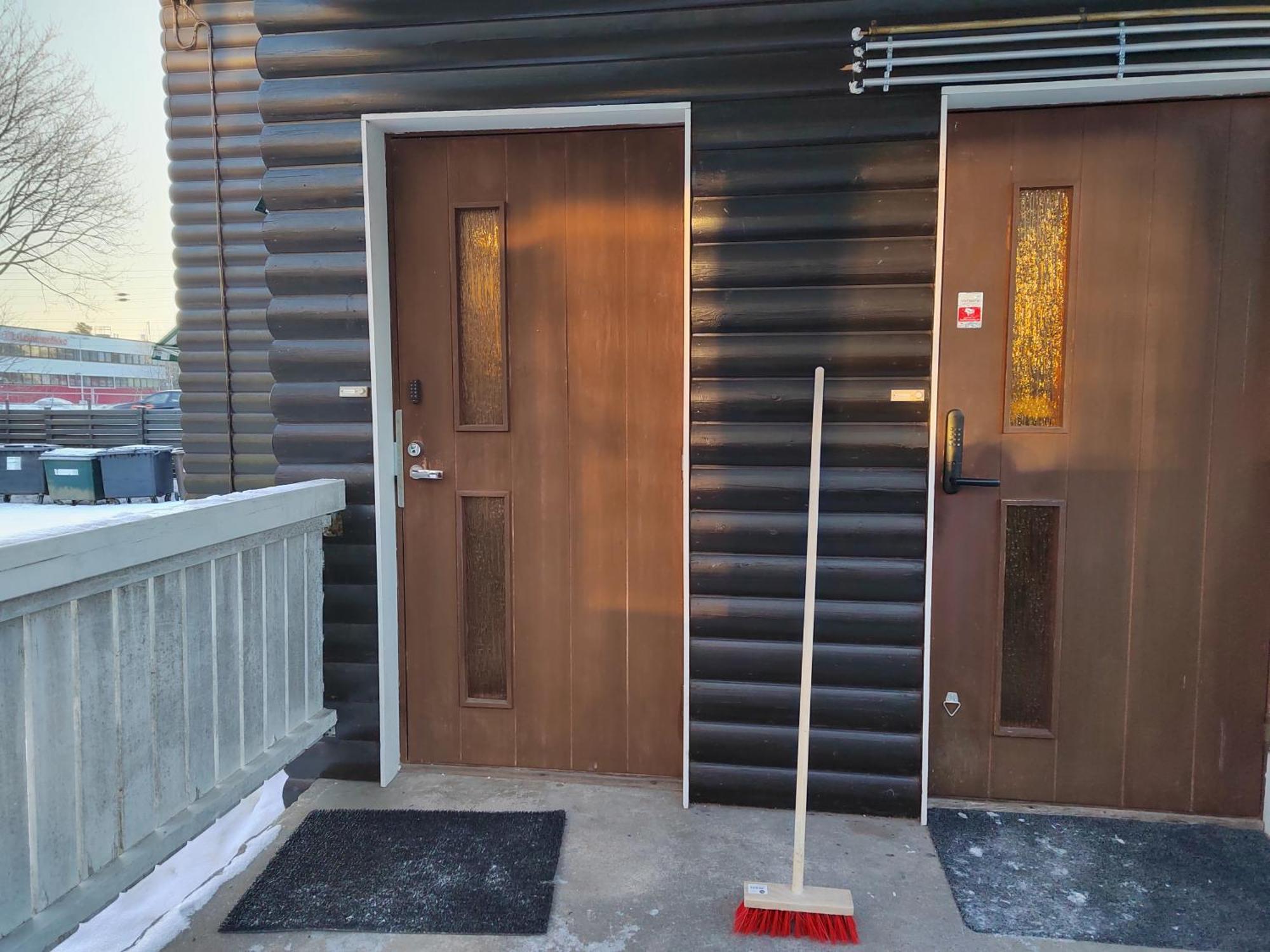 Kalle'S Unluxury Guest House Cl0Sed From 1St Of Feb 2025 Helsinki Szoba fotó